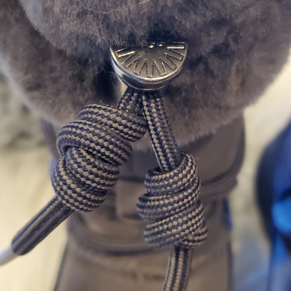 UGG Waterproof Orellen winter boot gray EUC 5.5 - Picture 7 of 14